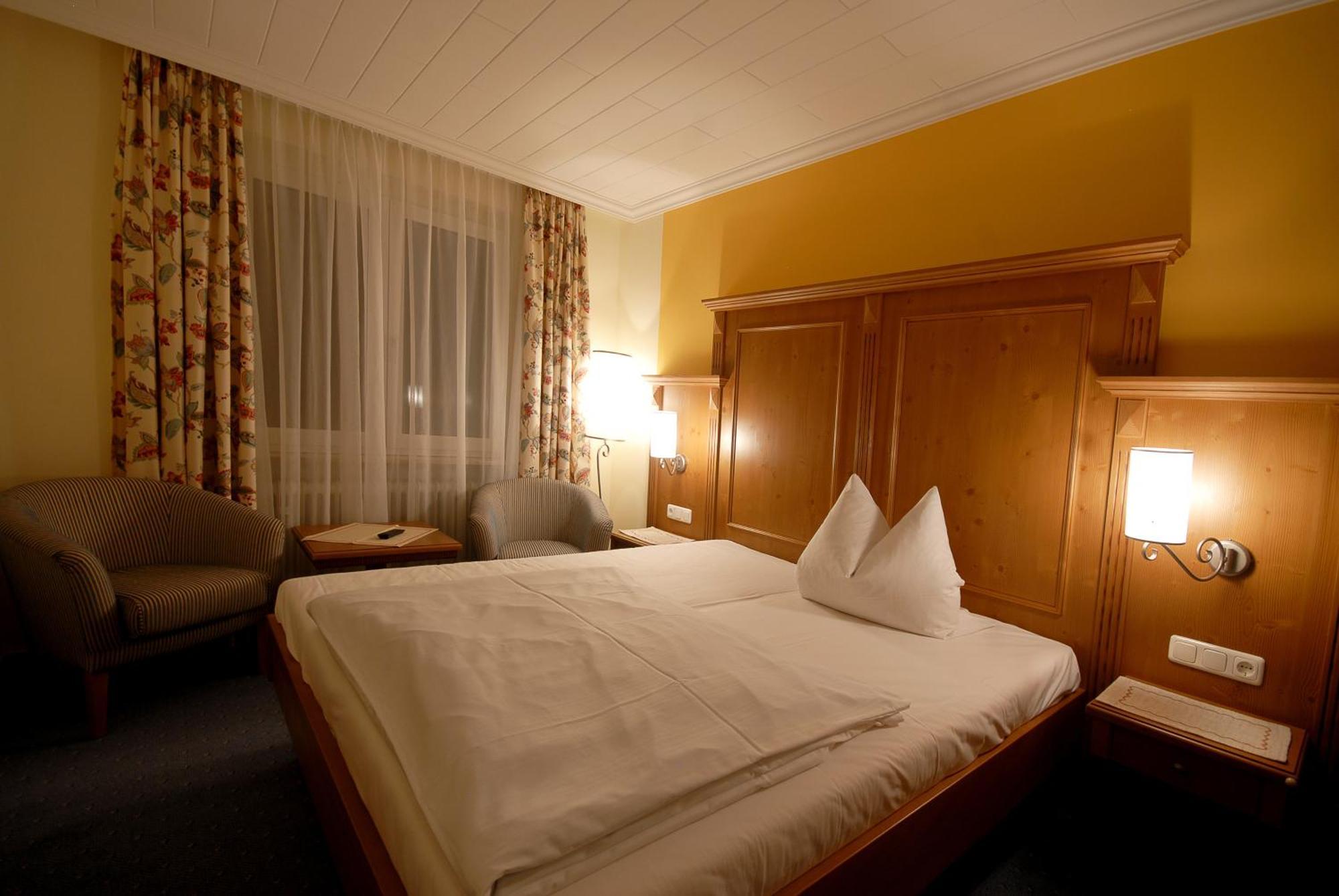 Hotel Gondel Altenkunstadt المظهر الخارجي الصورة