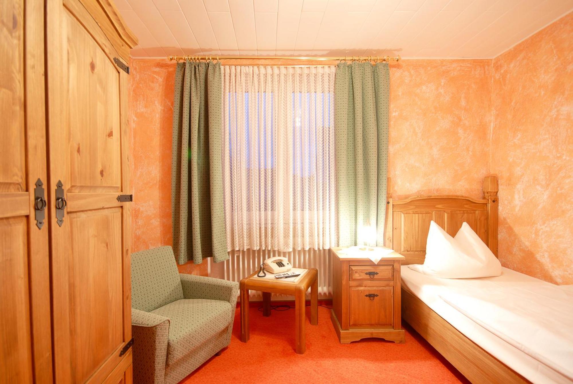 Hotel Gondel Altenkunstadt المظهر الخارجي الصورة