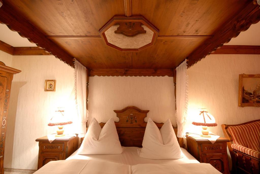 Hotel Gondel Altenkunstadt الغرفة الصورة
