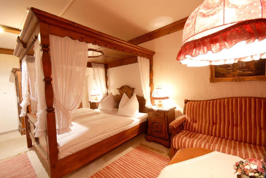 Hotel Gondel Altenkunstadt الغرفة الصورة